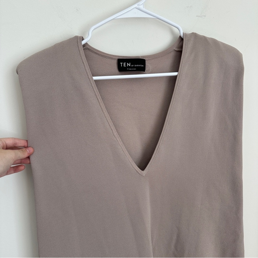 TEN by Babaton Aritzia V Neck TouchStone Tank Dress Shoulder Pads Size Medium - Picture 3 of 6
